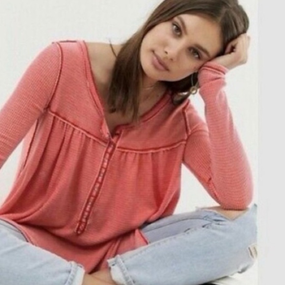 Free People We The Free Kai Henley Knit Top Peach Red Pink - Picture 2 of 5